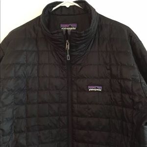Men’s Patagonia nano puff jacket *L*